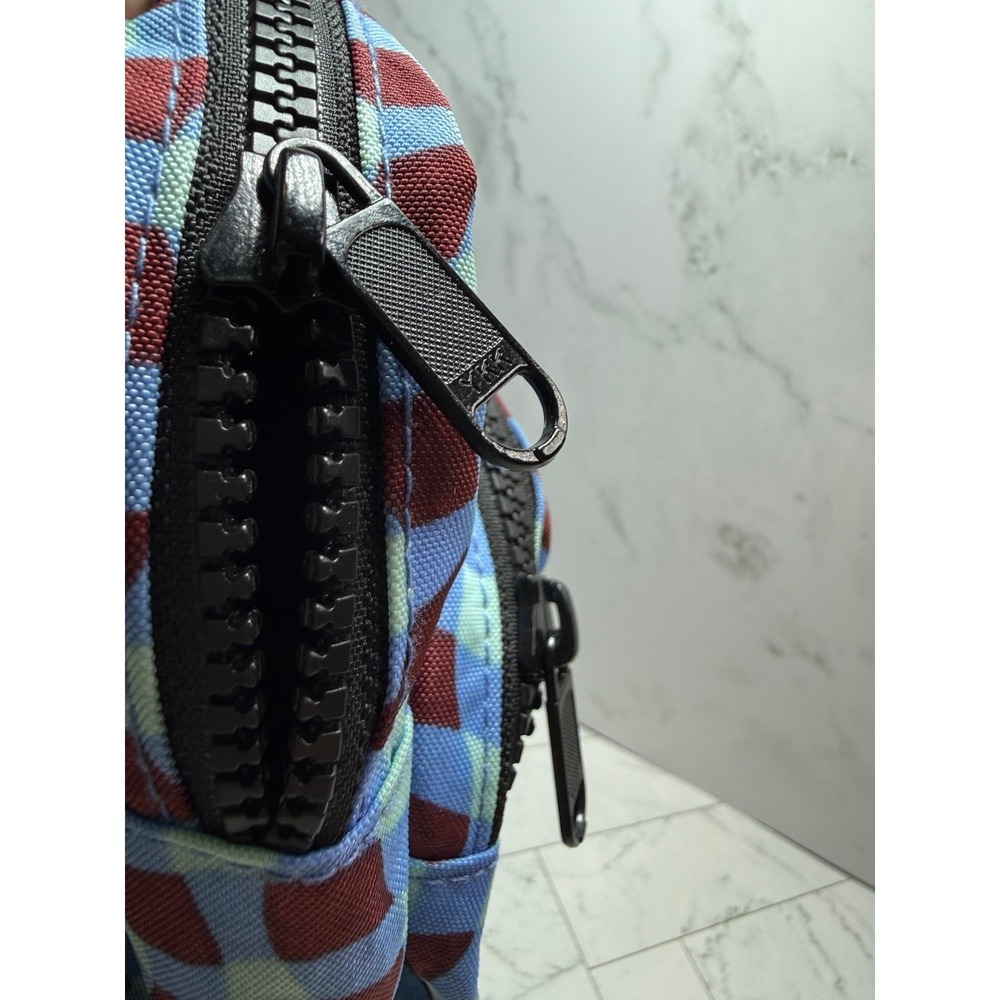 Baggu Wavy Gingham Fanny Pack - Picture 4 of 9